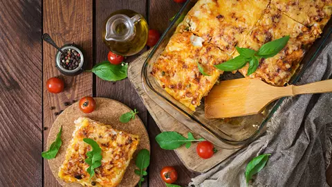 Laura Cosoi, rețeta sănătoasă de lasagna cu ingrediente care cresc imunitatea copiilor