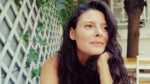 Prezentatoarea de la Pro TV Ramona Păuleanu dă în judecată Spitalul Filantropia, după ce bebelușul i s-a îmbolnăvit acolo