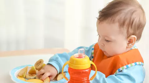 Ce accesorii sunt necesare pentru diversificarea alimentației bebelușului