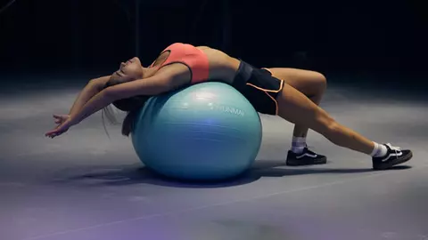 Sfaturi despre cum să-ți menții și îmbunătățești postura corporală