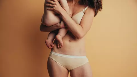 Cum să revii în formă la scurt timp după naștere? 6 trucuri care te vor ajuta