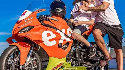 Ce fel de tată este Cătălin Cazacu. "Am un altfel de parenting"