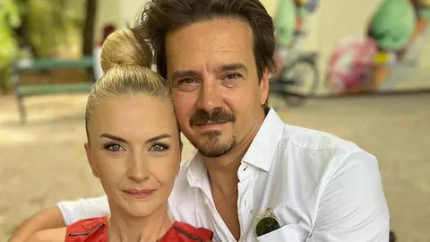 Ce fel de părinți sunt Mihai și Elwira Petre: "Suntem pe aceeași lungime de undă!"