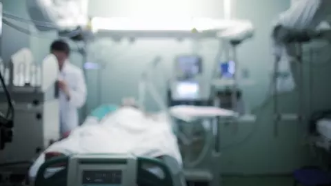 Doi părinți au refuzat donarea organelor fiului lor pentru de teamă să nu fie "excluși de la ritualurile creștinești"