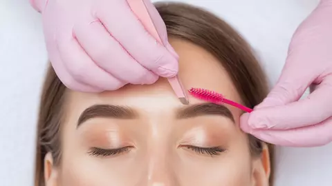 Transformă-ți pasiunea în carieră: de ce să alegi un curs de pensat profesional?