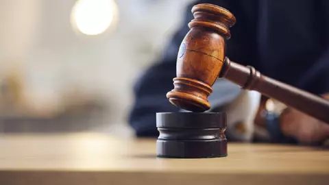 Părinții din Călărași care și-au ucis fiica prin opărire au fost condamnați definitiv la închisoare. Cât vor sta după gratii