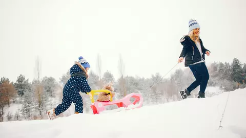 Activități de iarnă în siguranță pentru familie