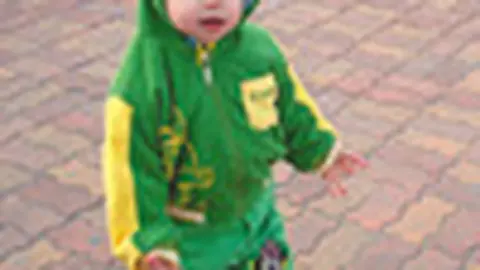 Ce se intampla dupa perdea?