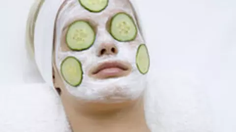 Natura la microscopul cosmetic