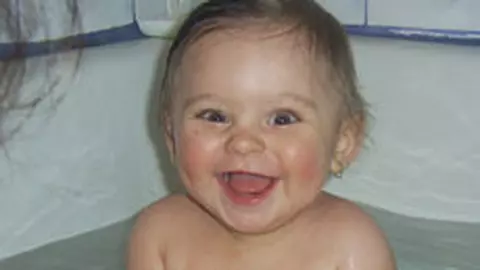 Nu vrea sa manance supica....