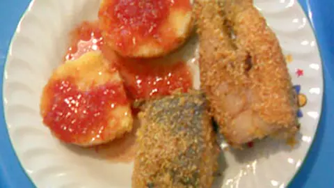 Peste prajit cu mamaliguta si mujdei