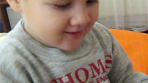 Spun poezii - Nasul meu si Veverita