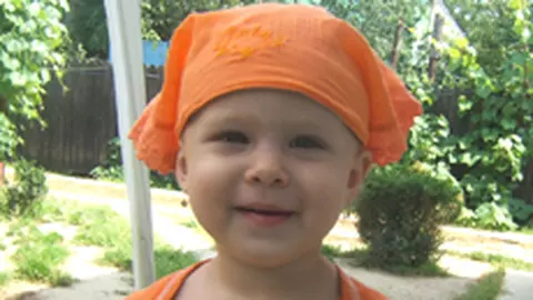 Mergem singurica la culcare