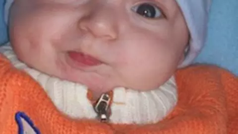 Trebuia sa-l fortez ca sa manance