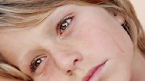 Cum ii spui vestile rele