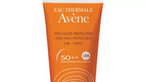 Gama de protectie solara cu apa termala Avene