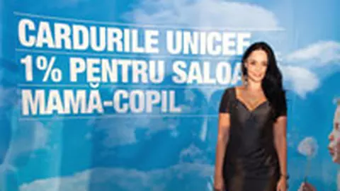 Andreea Marin Banica sustine primul card de afinitate UNICEF din Romania