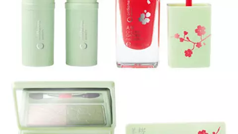 Pentru un machiaj de primavara: Oriflame Beauty Cherry Garden