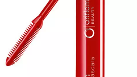 Mascara Maxi Lash, de la Oriflame