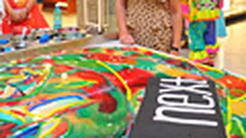 Next a pregatit cea mai mare acadea din Romania