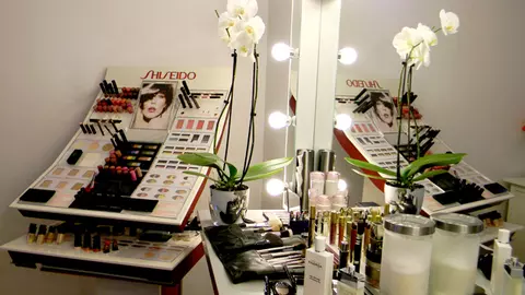 Perfect Place for Perfect Eyebrows