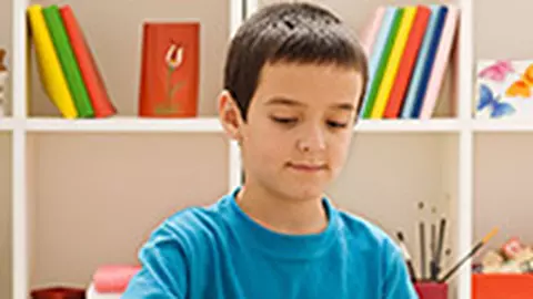 Afterschool: in loc de bona sau bunici - lectii, sport si distractie