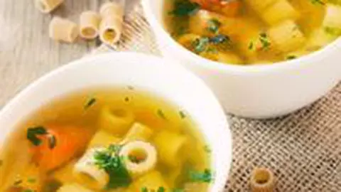 Supa de legume cu paste