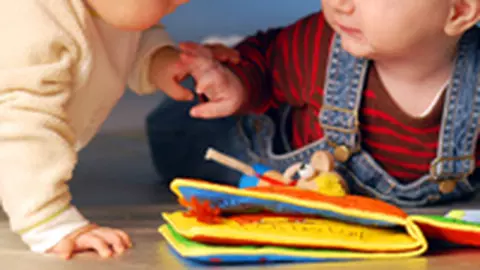 Comportamentul social al bebelusului in primul an de viata