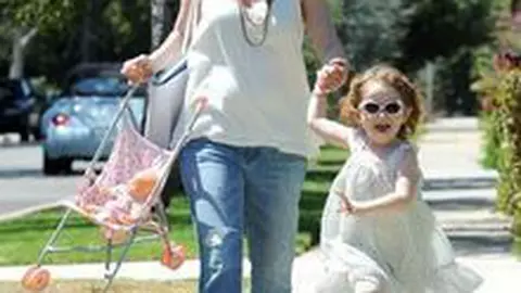 9 vedete care au nascut acasa