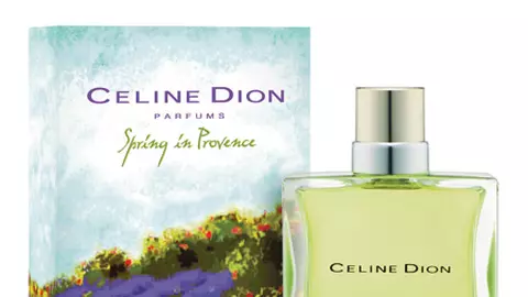 Parfum in tonuri florale de la Celin Dion
