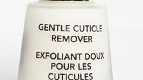 Gentle Cuticle Remover de la Revlon