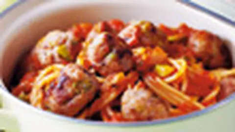 Spaghete picante si chiftelute