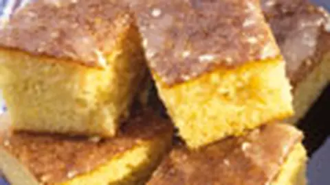 Prajiturele cu lamaie si glazura de zahar