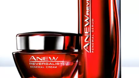 Setul antirid Anew Reversalist de la Avon