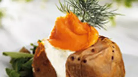 Cartofi umpluti cu branza si peste