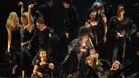 Teatrul National de Opereta „Ion Dacian” prezinta „Romeo&Julieta”