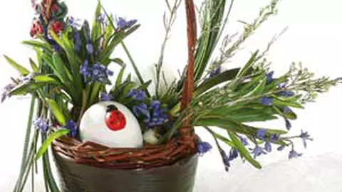 Aranjamente florale pentru Paste
