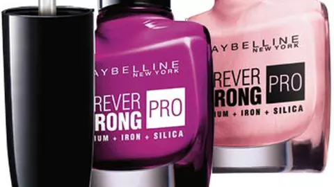 Forever Strong, de la Maybelline New York