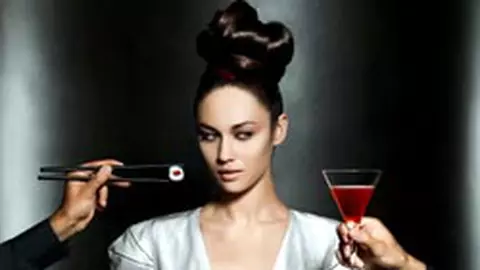 Barbatul Campari, premiera aniversara
