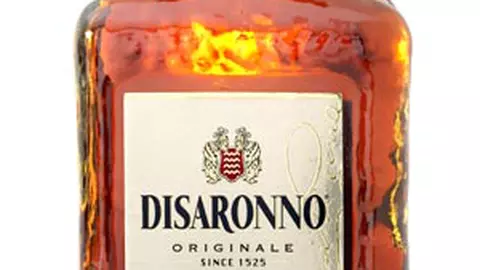 Disaronno - chic in a bootle - legenda unei bauturi speciale