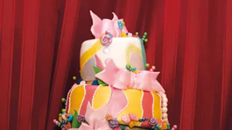 Sculptorita de torturi - o afacere cu personalitate