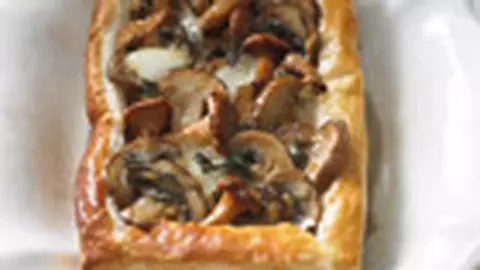 Tarta cu branza si ciuperci