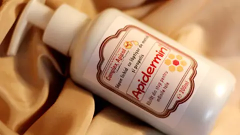Sapun lichid Apidermin cu propolis si laptisor de matca