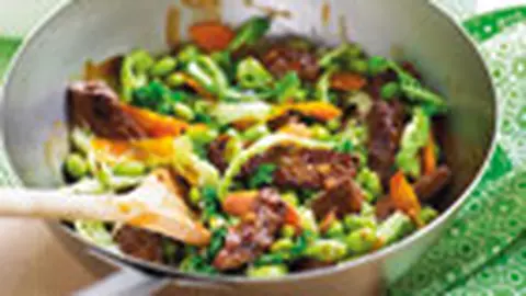 Friptura de vita cu legume calite
