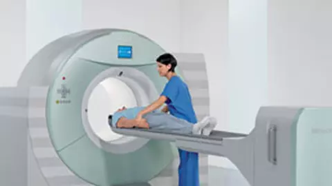 MedLife aduce in Romania cel mai performant aparat RMN 3TESLA
