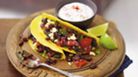 Tacos cu fasole afumata