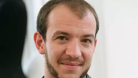 Designerul roman Stephan Pelger castiga „Fashion&Fame: Design your dream”