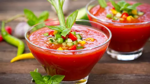 Cel mai simplu mod de a prepara gazpacho