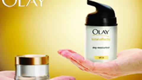 Schimba-ti crema cu Olay Total Effects