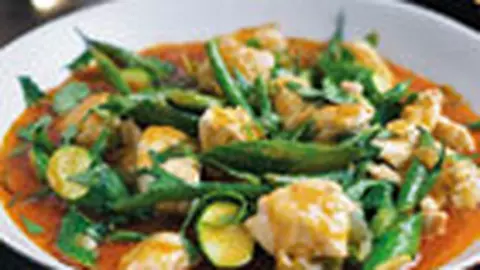 Pui cu legume si curry